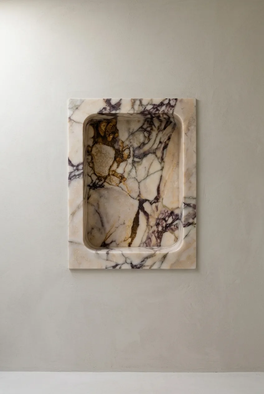 Calacatta Viola shower niche